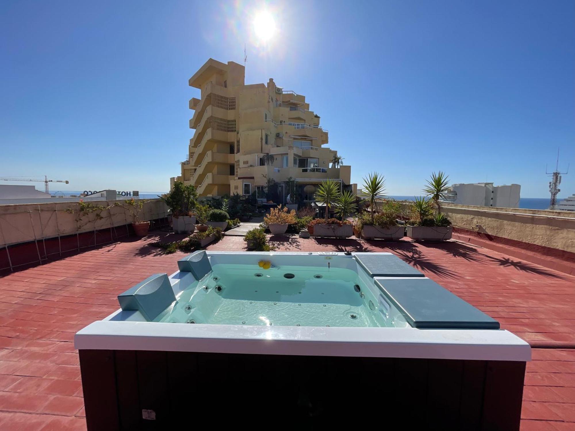 550 M2 Luxury Penthouse - Jacuzzi, Golf & Beach Benalmádena Eksteriør billede