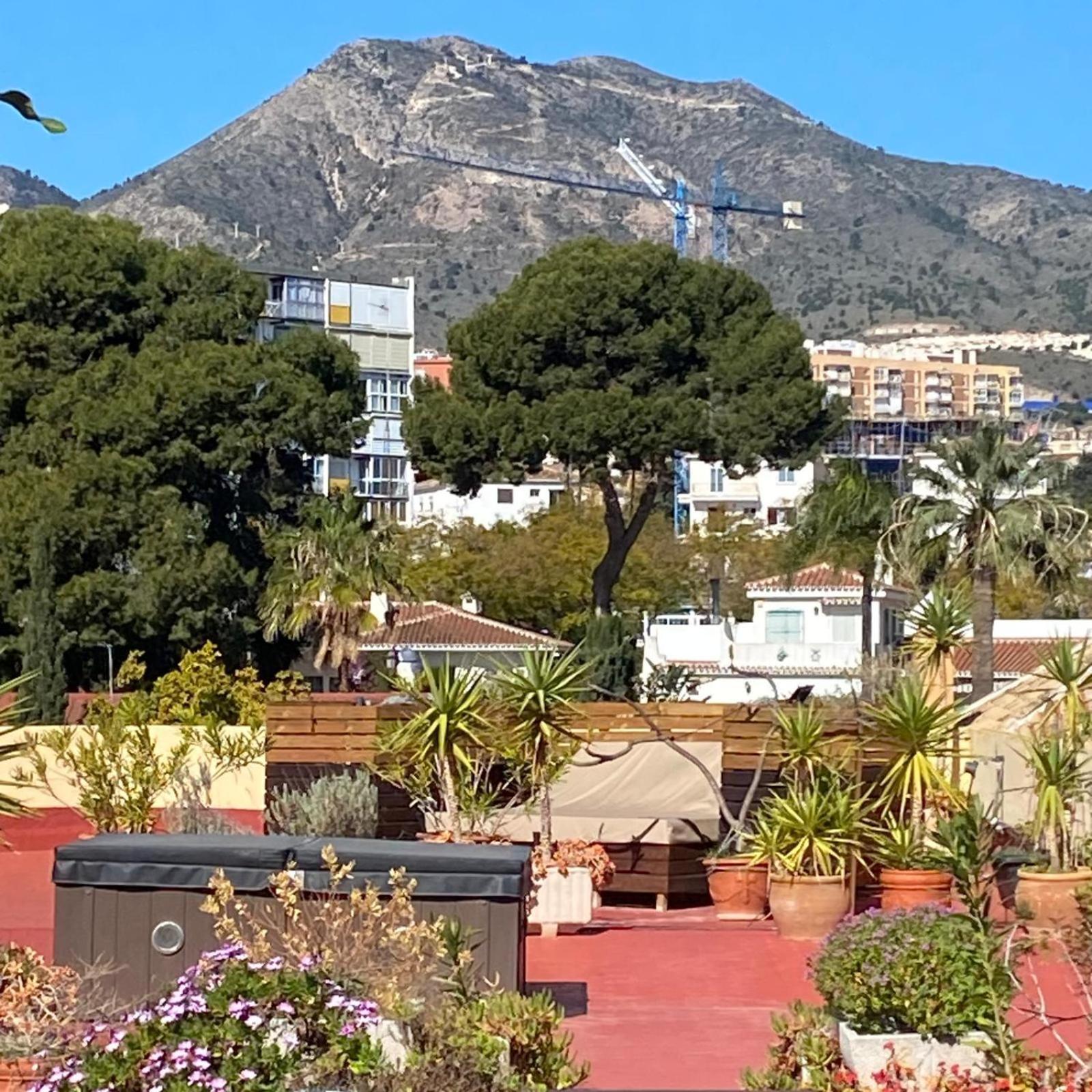 550 M2 Luxury Penthouse - Jacuzzi, Golf & Beach Benalmádena Eksteriør billede